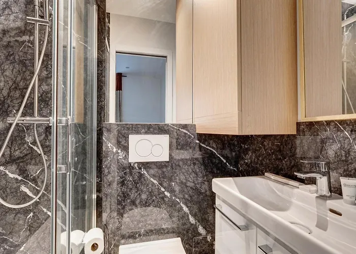 556 Wagram - Superbe A Párizs